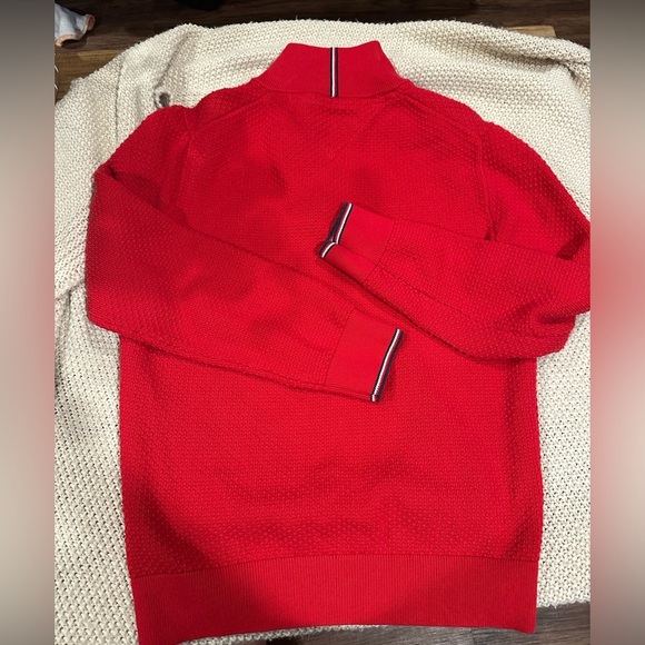 Tommy Hilfiger Men's Red Sweater Size M - Picture 3 of 5